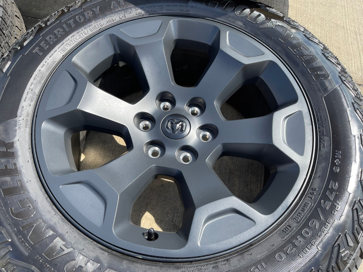 20" Dodge Ram 1500 OEM Laramie Black 2680 wheels rims 2025 2026 GOODYEAR NEW