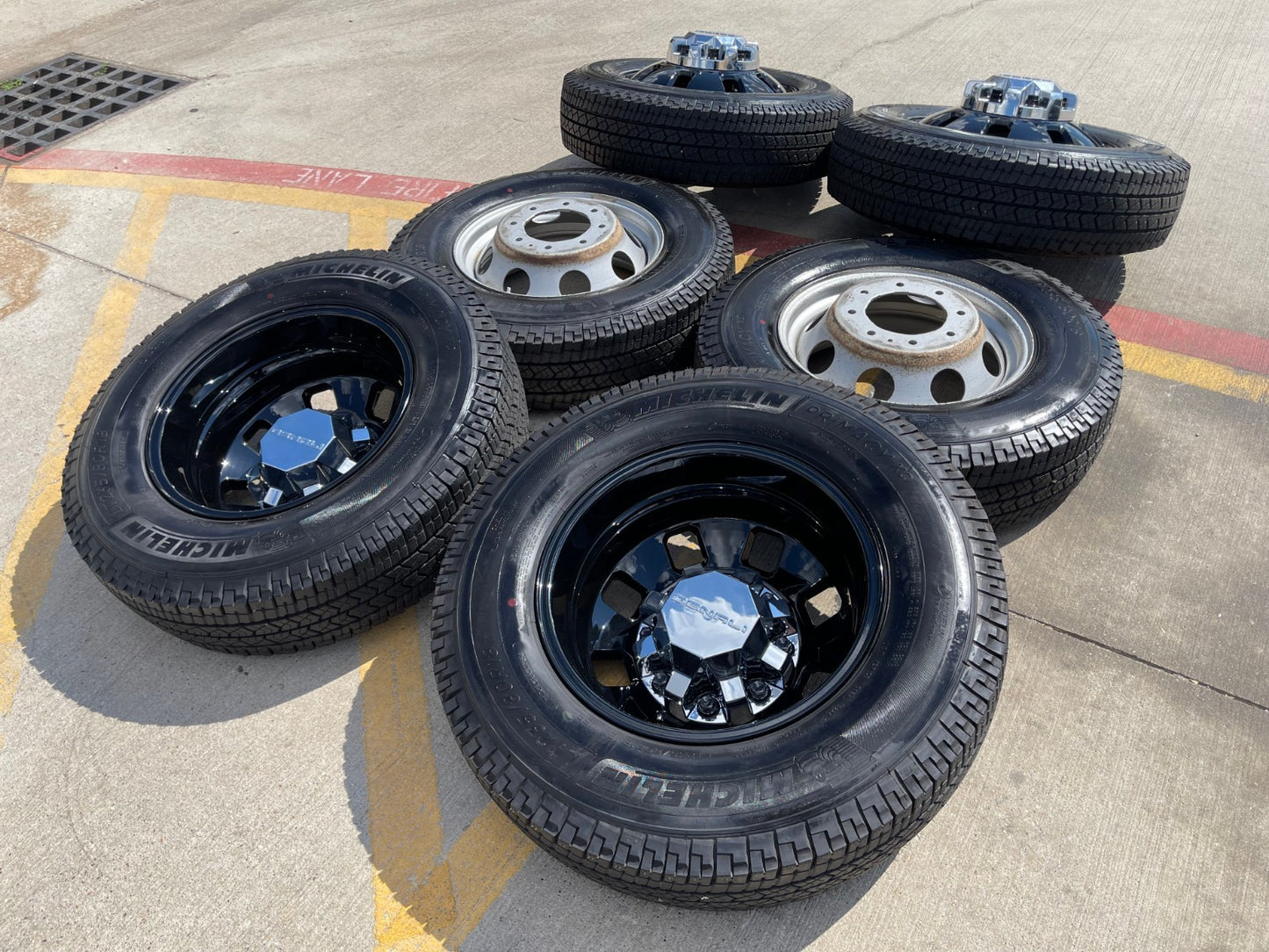 18" GMC Sierra 3500 DENALI Dually rims wheels OEM 8x210 2025 2026 MICHELIN NEW