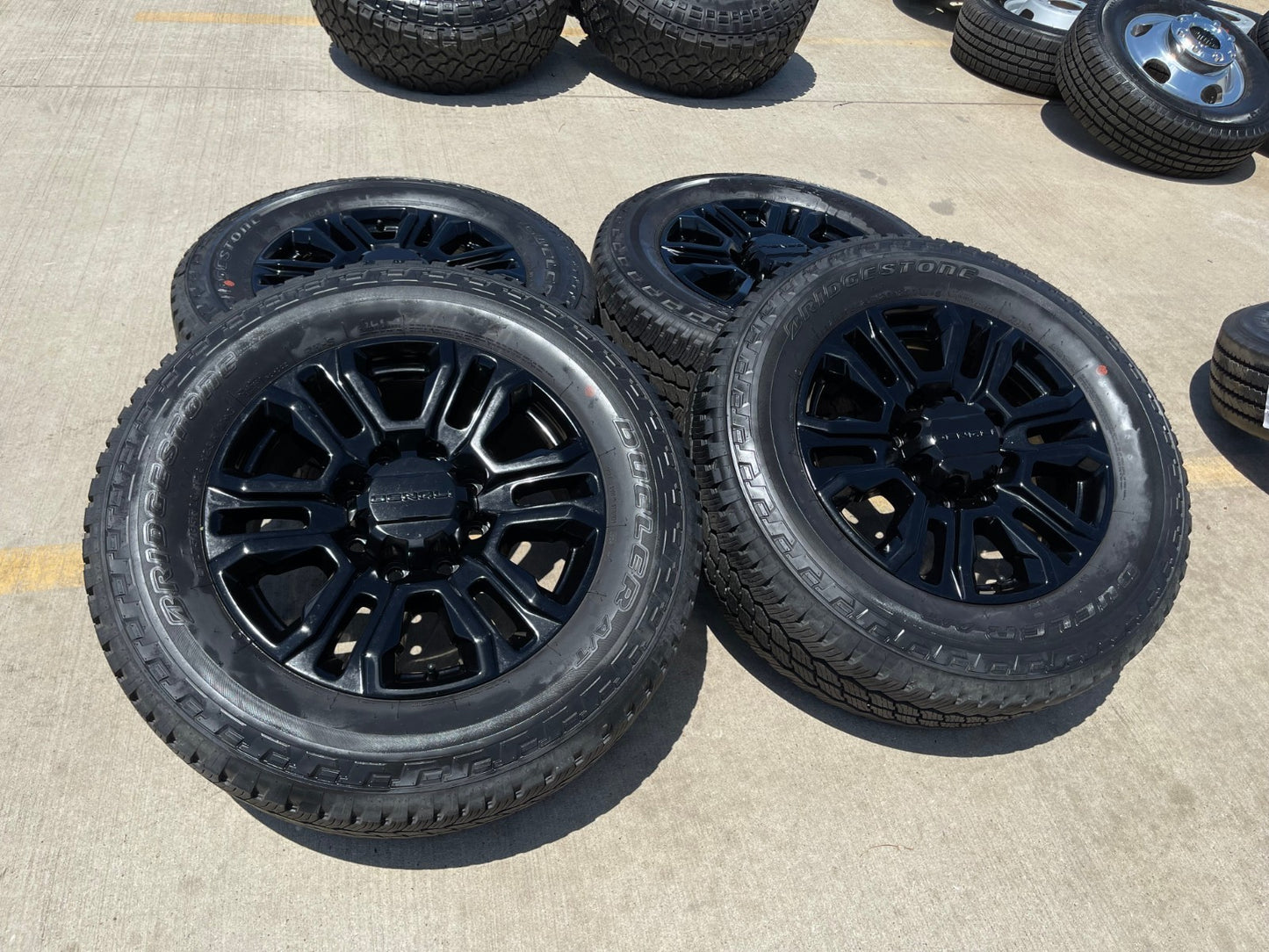 20" GMC Sierra Chevy 2500 OEM 5957 BLACK DIAMOND wheels rims 2024 2025 2026 NEW