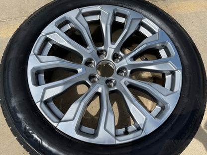 22" GMC Yukon Sierra DENALI OEM wheel rim 14025 97000 tire (1) spare BRIDGESTONE
