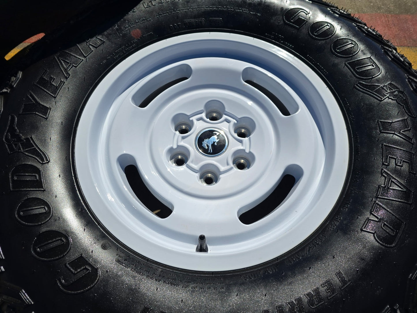 17" Ford Bronco HERITAGE Stroppe Edition 10463 OEM wheels rims white 2026 NEW