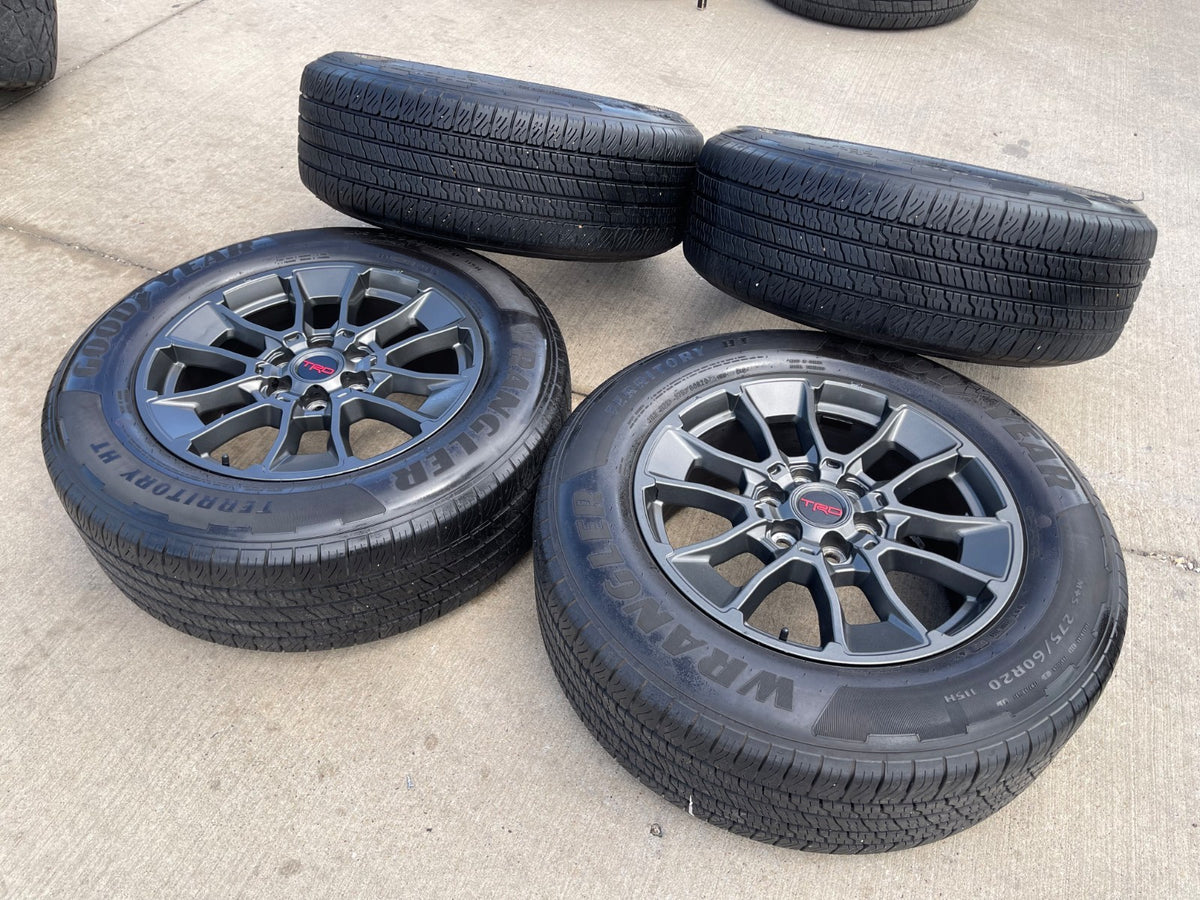 20" Toyota Tundra TRD OEM wheels rims 95314 65196 Sequoia gray GOODYEAR