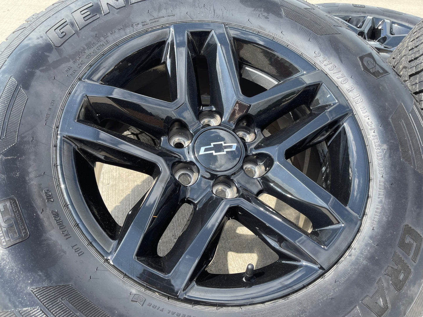 18" Chevy Silverado ZR2 Tahoe TRAIL BOSS Sierra OEM 5911 wheels rims GENERAL A/T
