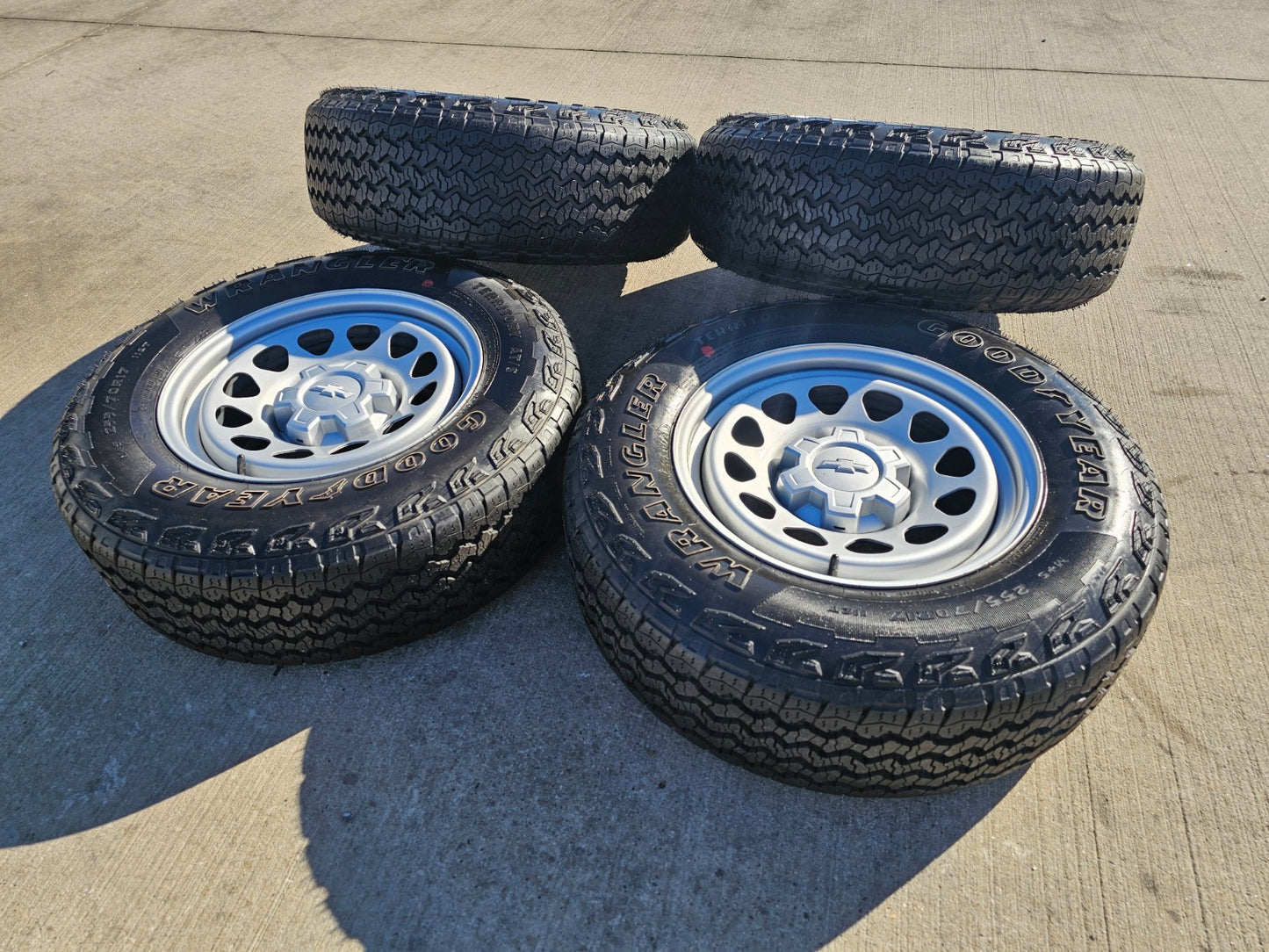 17" Chevy Colorado OEM wheels rims Silverado 8130 Canyon 2025 2026 NEW GOODYEAR