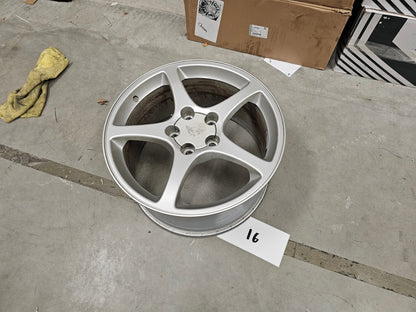 18" 18x9.5 Chevy Corvette OEM rim wheel 5105 5104 2003 2004 2005 REAR