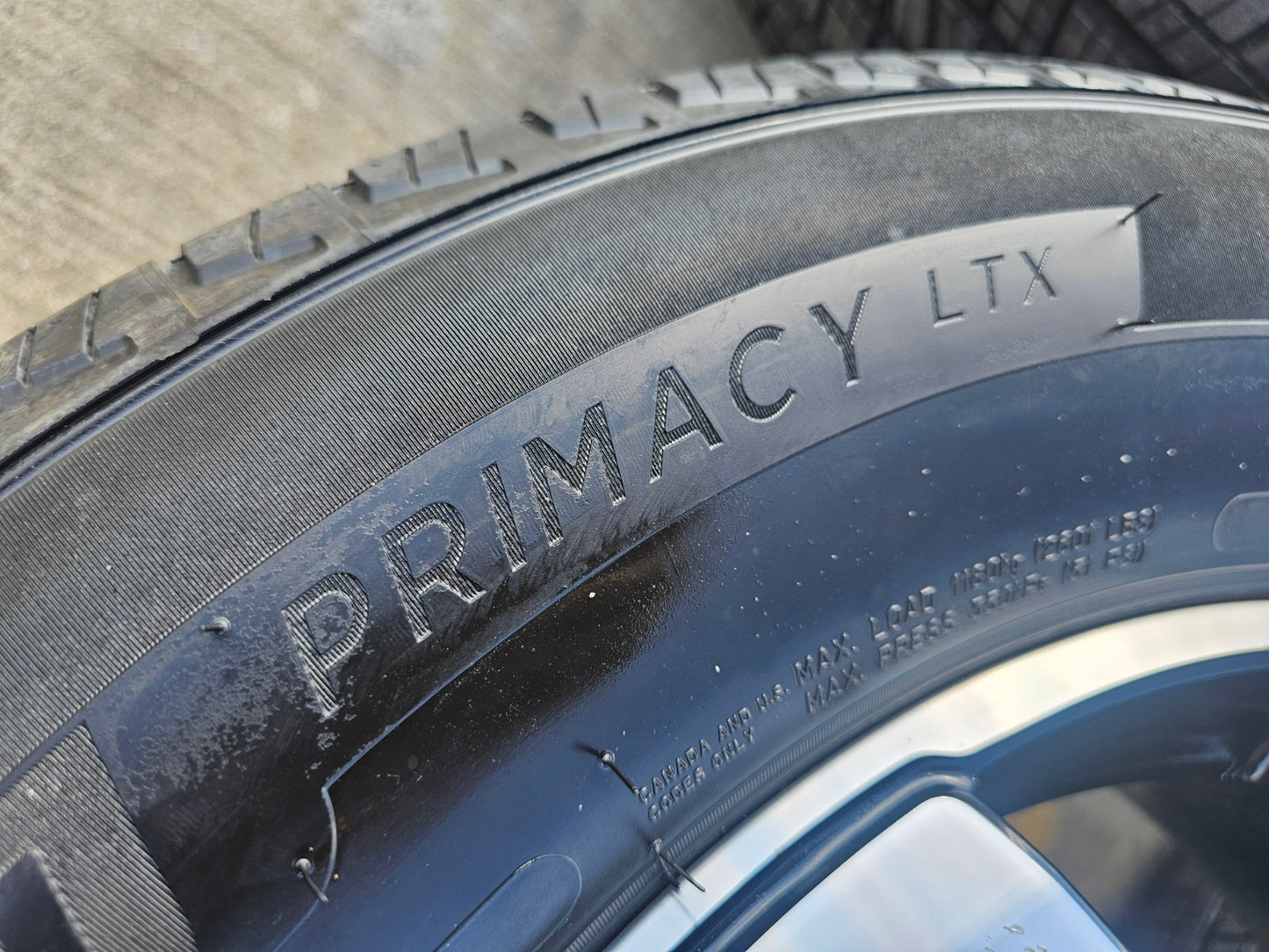 18" Ford Ranger wheels rims tires black 95213 tires 2024 2025 2026 NEW MICHELIN