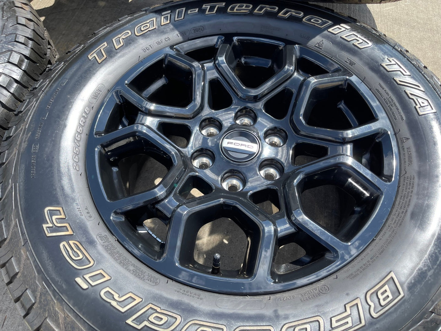 18" Ford F-150 OEM rims wheels 95049 10340 Expedition BFG