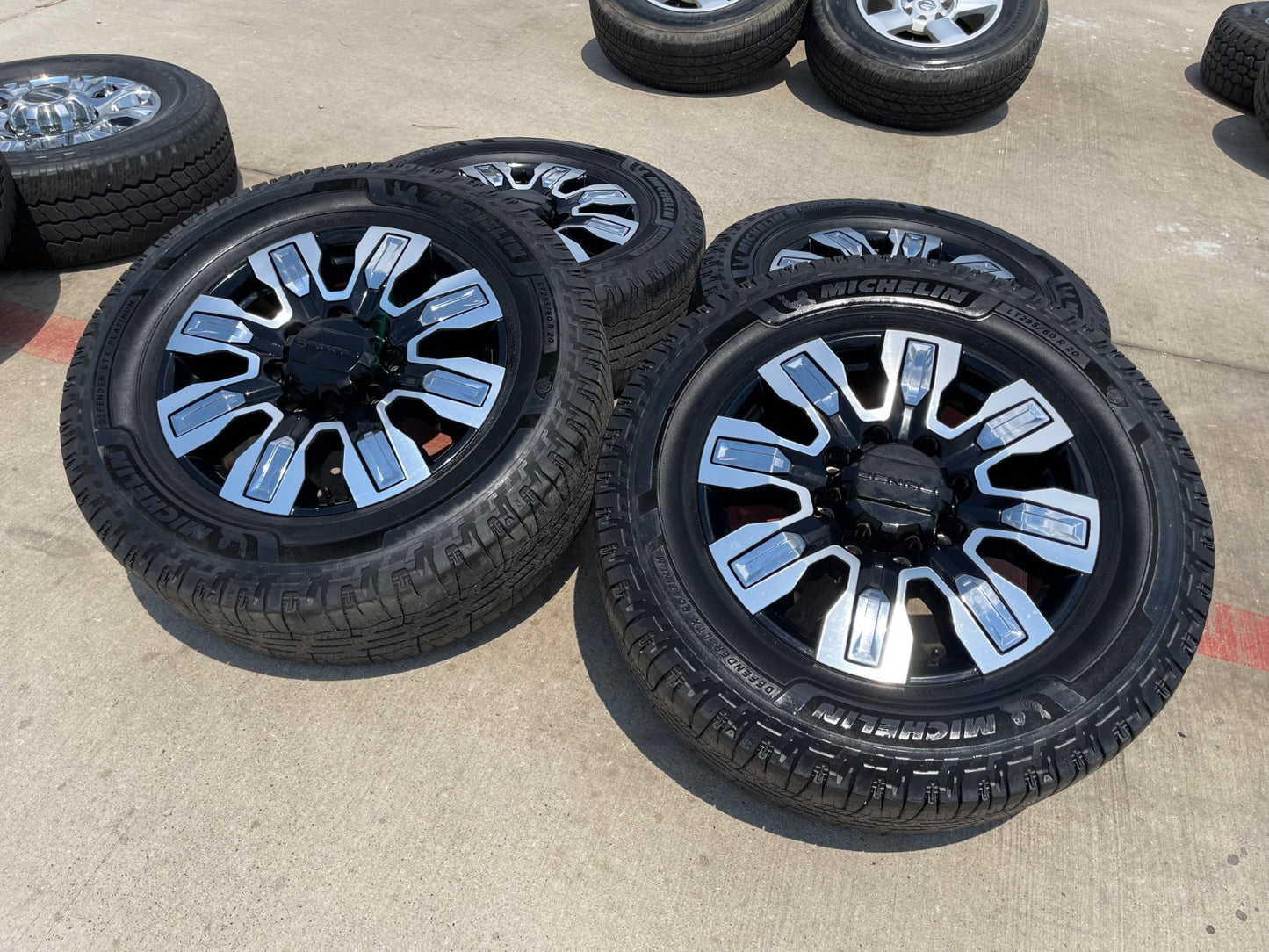 20" GMC Sierra 2500 3500 OEM wheels rims 5958 14138 tires MICHELIN DEFENDER