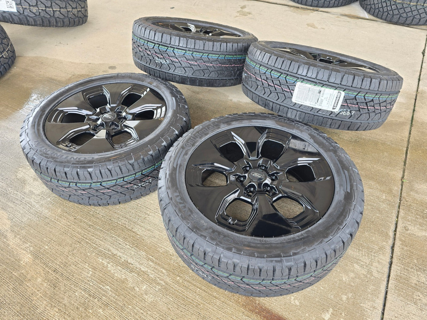 22" Ford F-150 LIMITED OEM rims wheels 10472 tires 2023 2024 2025 NEW