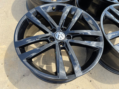 19" VW Atlas Tiguan Passat Golf GTI Jetta OEM 70002 Salvador black wheels rims