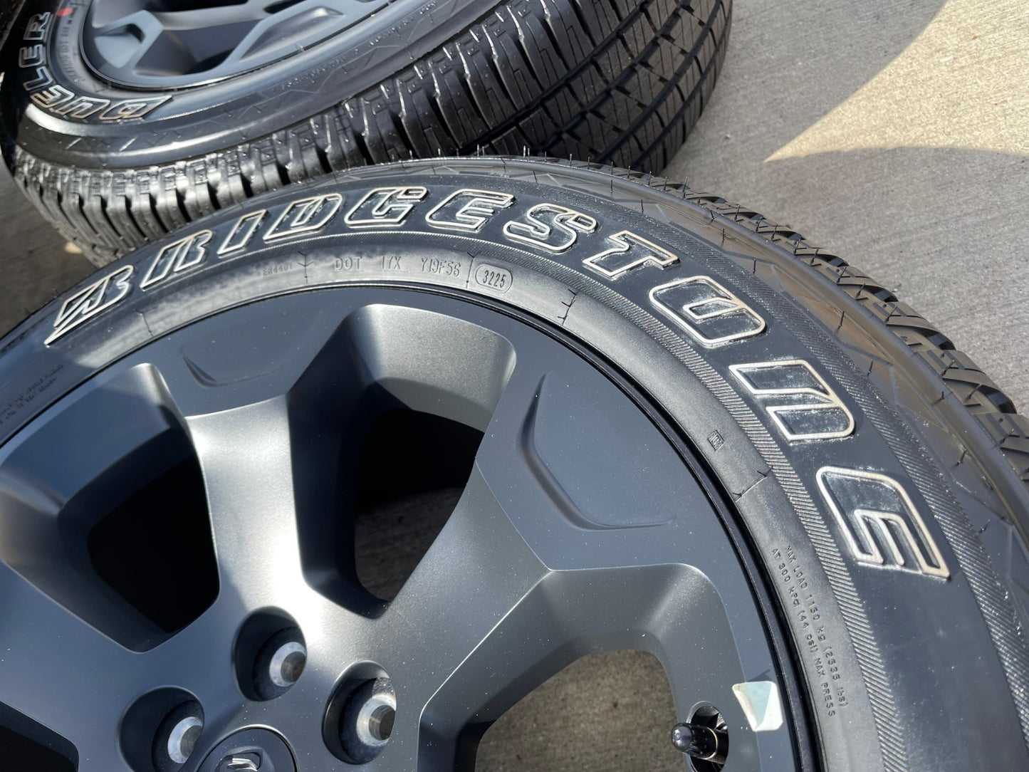 20" Dodge Ram 1500 OEM Laramie Black 2680 wheels rims tires 2024 2025 2026 NEW