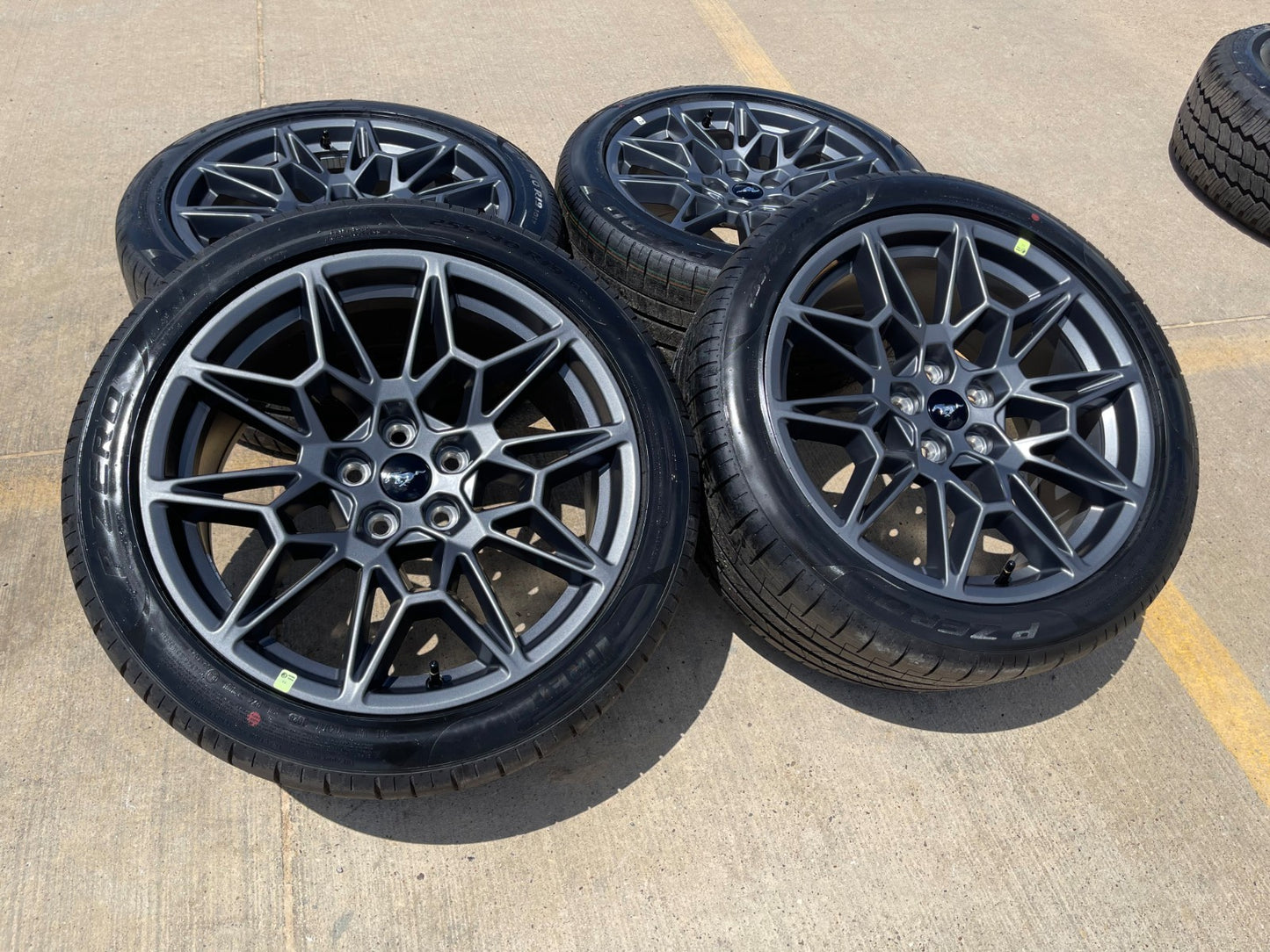 19" Ford Mustang GT Track Pack OEM 10600 10603 wheels rims 2025 2026 2027 NEW