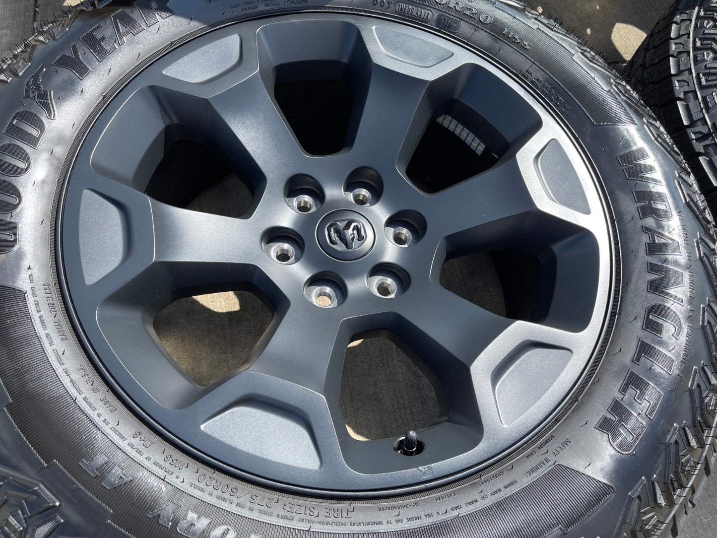 20" Dodge Ram 1500 OEM Laramie Black 2680 wheels rims 2025 2026 GOODYEAR NEW
