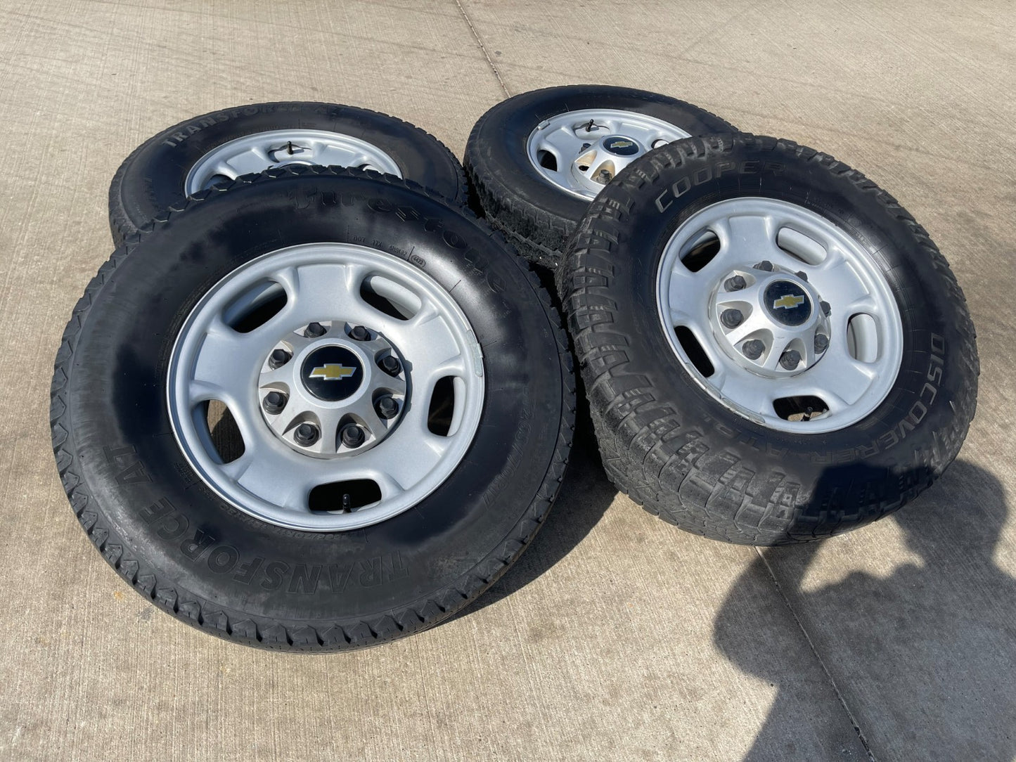 17" Chevy Silverado GMC Sierra 2500 OEM 8095 wheels rims FIRESTONE TRANSFORCE AT
