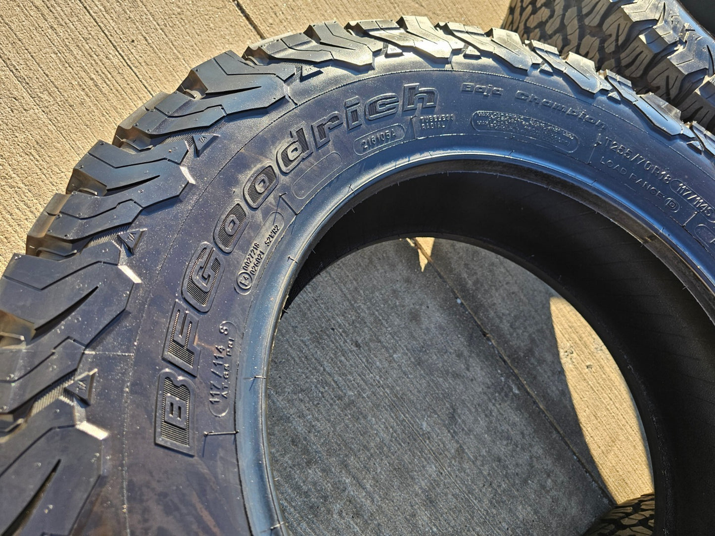 (4) 255/70/18 BFG KO2 A/T tires F-150 Sierra Tahoe Silverado NEW TAKE OFFS NEW
