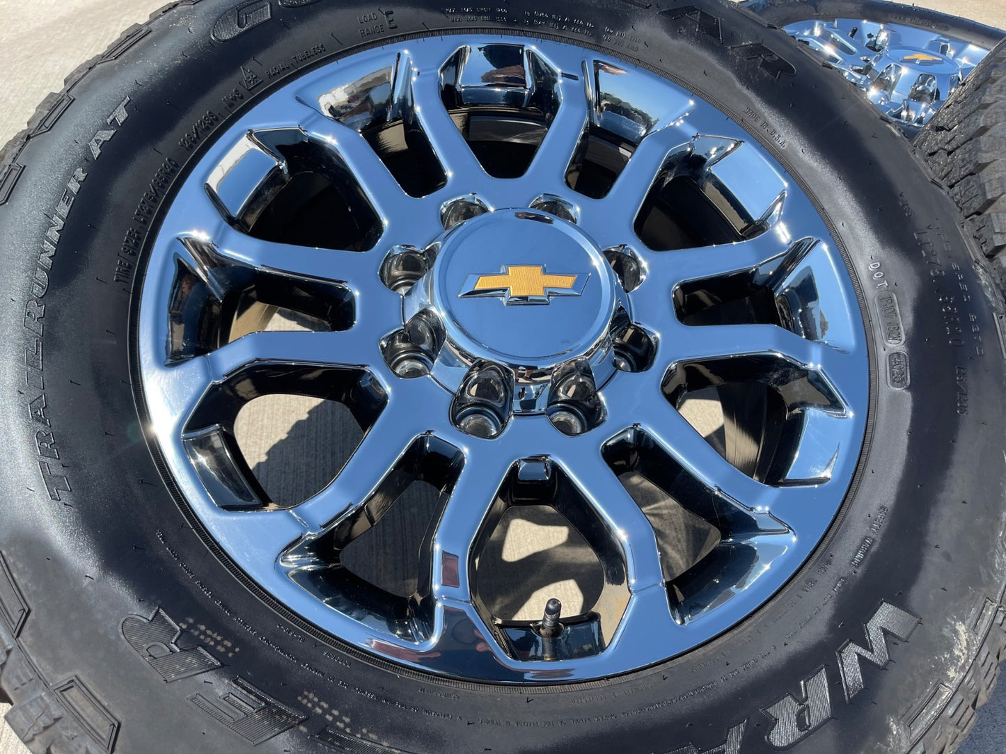 20" Chevy Silverado HIGH COUNTRY GMC Sierra AT4 2500 OEM 95685 wheels RIMS ONLY