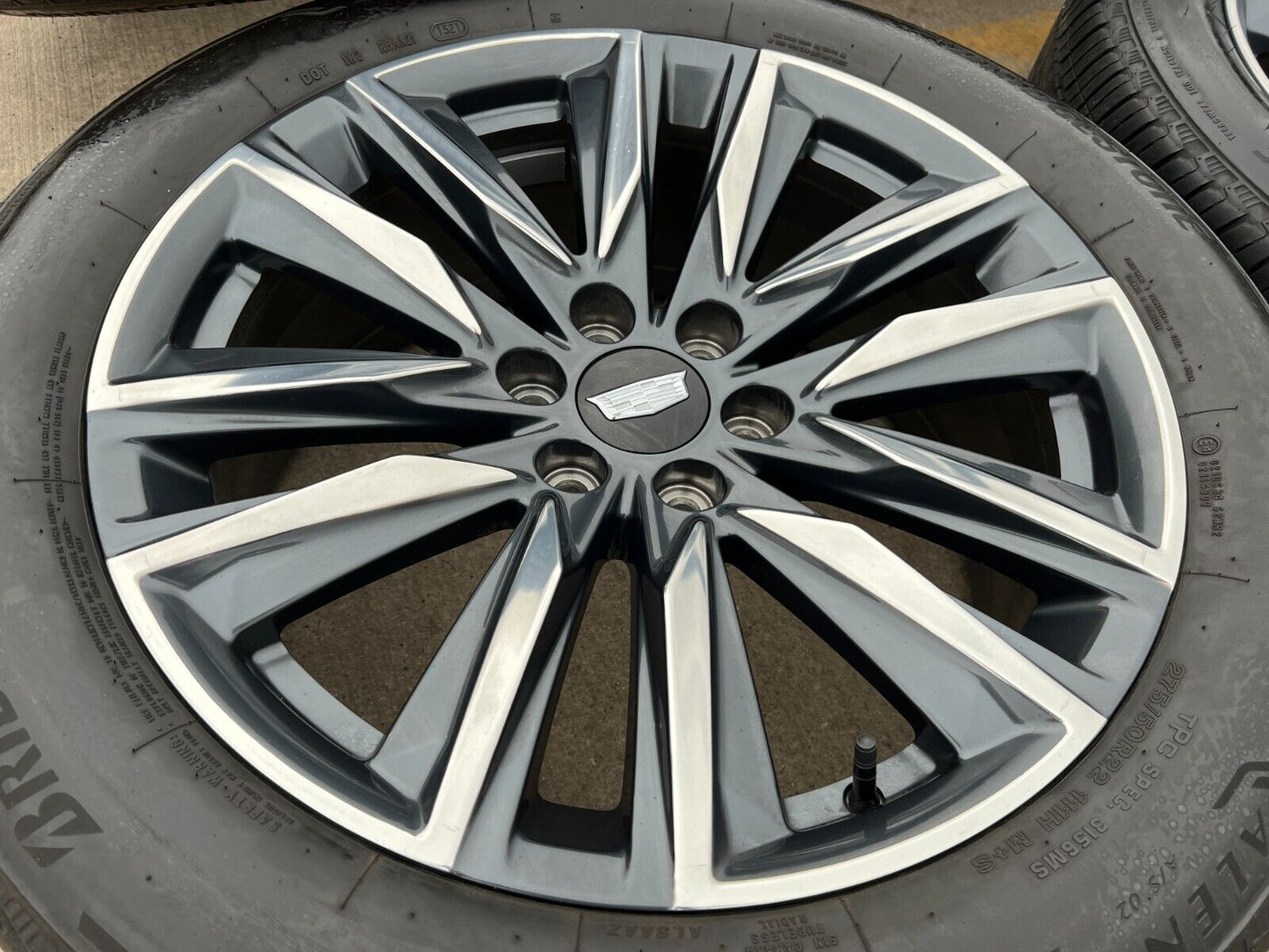 22" Cadillac Escalade OEM wheels rims GMC Sierra 95028 tires 2022 2023 2024 2025