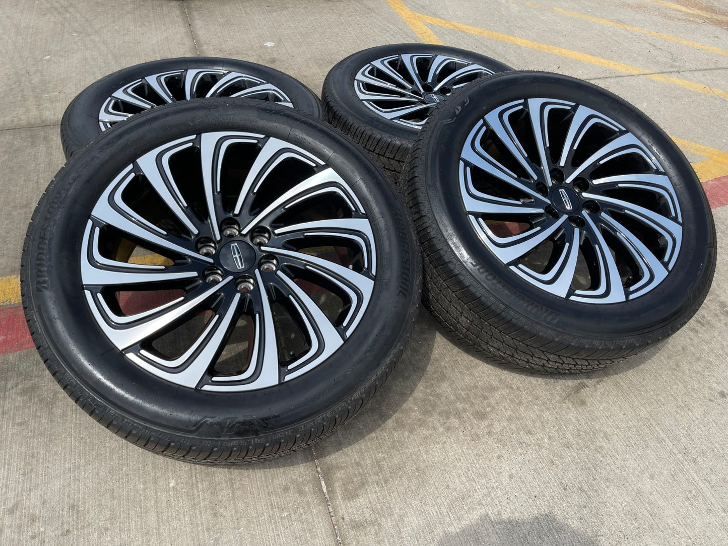 22" Lincoln Navigator OEM 10666 rims wheels BLACK LABEL BRIDGESTONE NEW