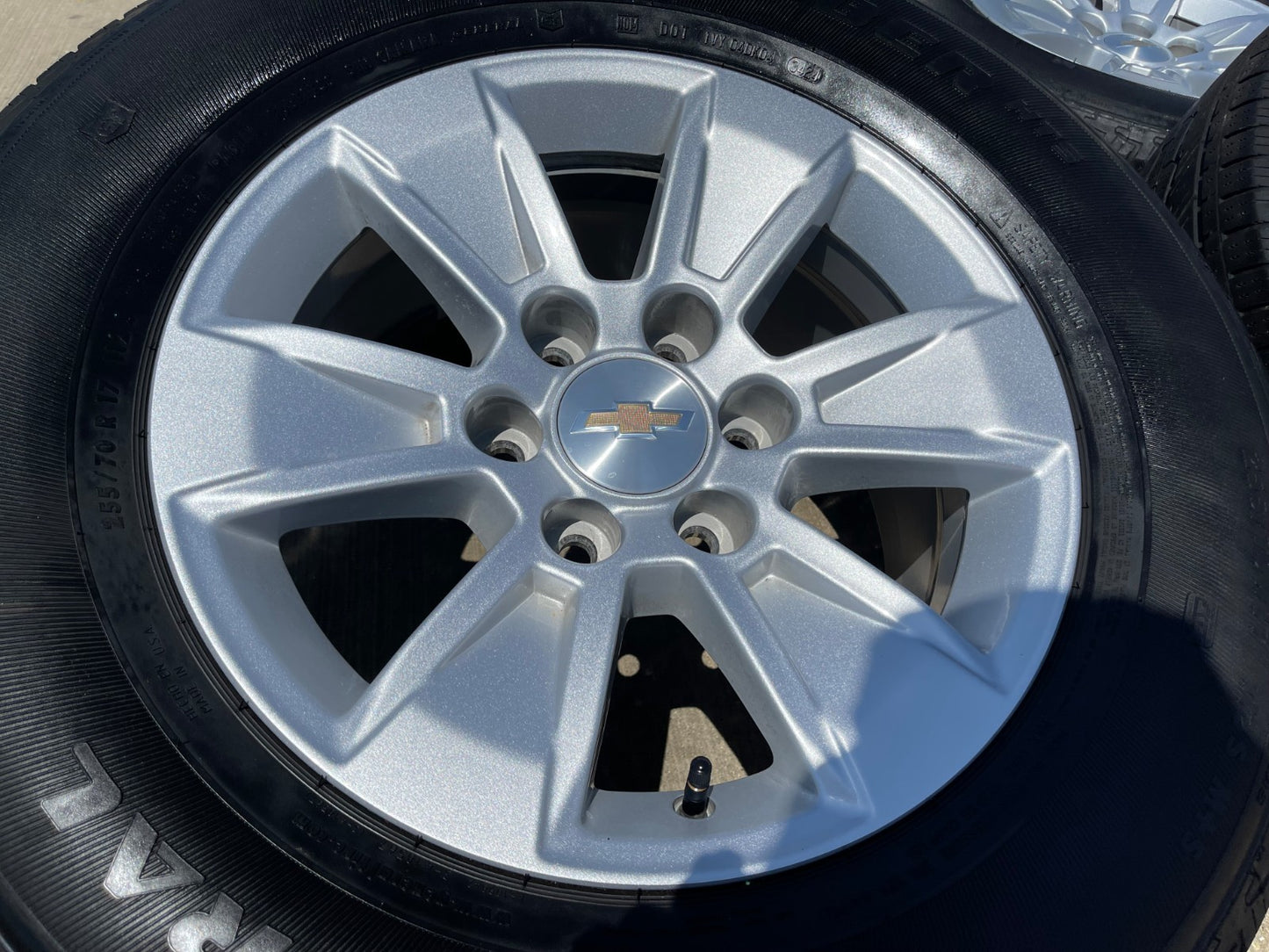 17" Chevy Silverado OEM wheels rims 5908 Colorado GMC Canyon 2024 2025 2026 SET