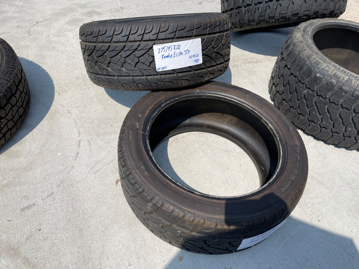 (1) 275/45/20 Kuhmo Ecsta STX tire 106W 275/45R20