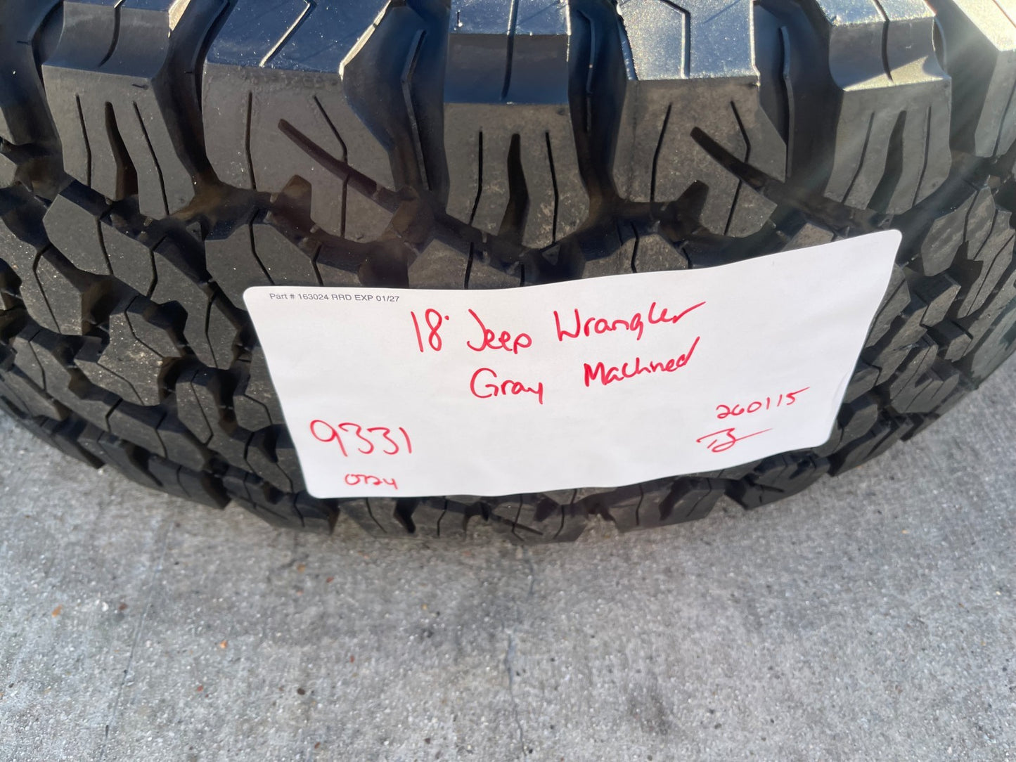 18" Jeep Wrangler Grand Cherokee Gladiator OEM 9331 wheels rims BFG KO2 A/T NEW