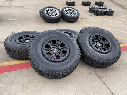17" Ford Bronco SASQUATCH wheels rims BEADLOCK 10388 Ranger BFG KO2 A/T 37" SET
