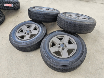 17" Jeep Gladiator MILITARY EDITION OEM wheels rims 9235 Wrangler NEW