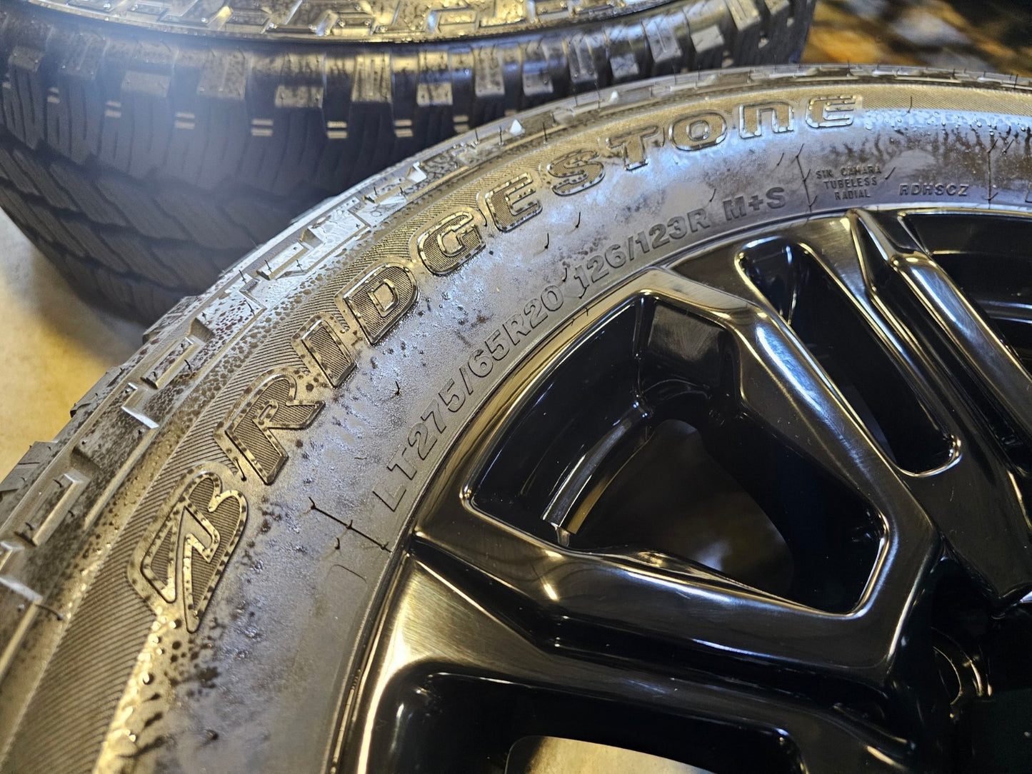 20" GMC Sierra Chevy 2500 OEM 14026 5957 BLACK DIAMOND wheels rims SET