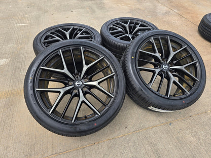 20" Nissan GT-R OEM wheels rims RAYS 62801 62200 SET GTR 2019 2020 2022 2023