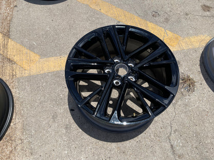 18" Toyota Camry XSE OEM 95968 wheel rim 2022 2023 2024 2025 2026