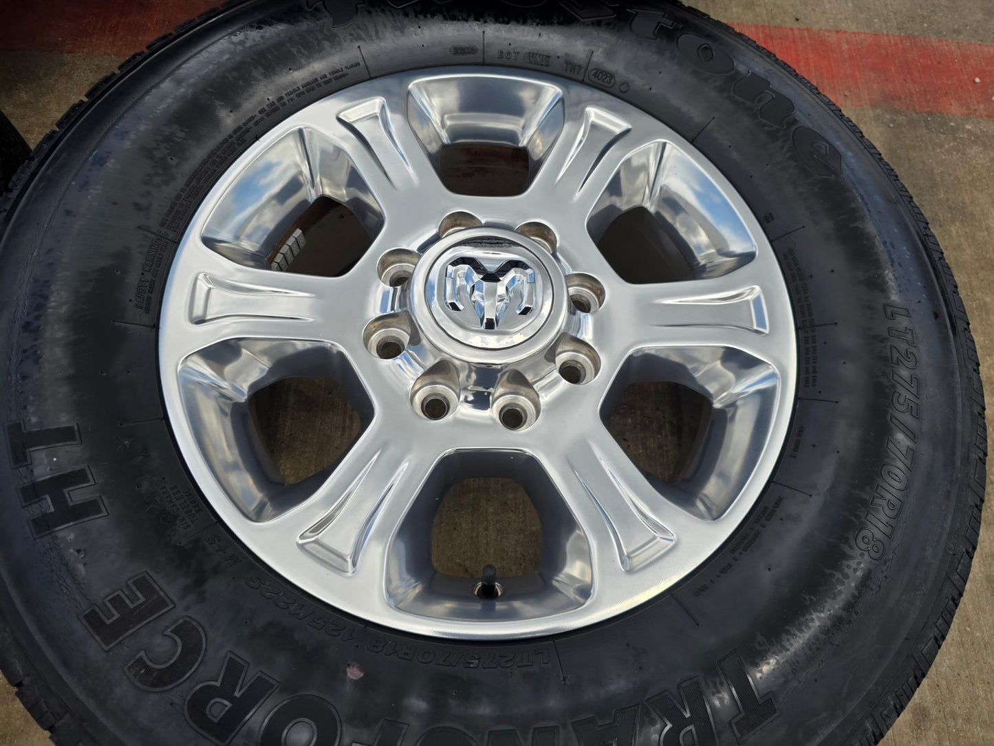 18" Ram 2500 3500 Laramie Power Wagon OEM wheels rims 2692 FIRESTONE H/T