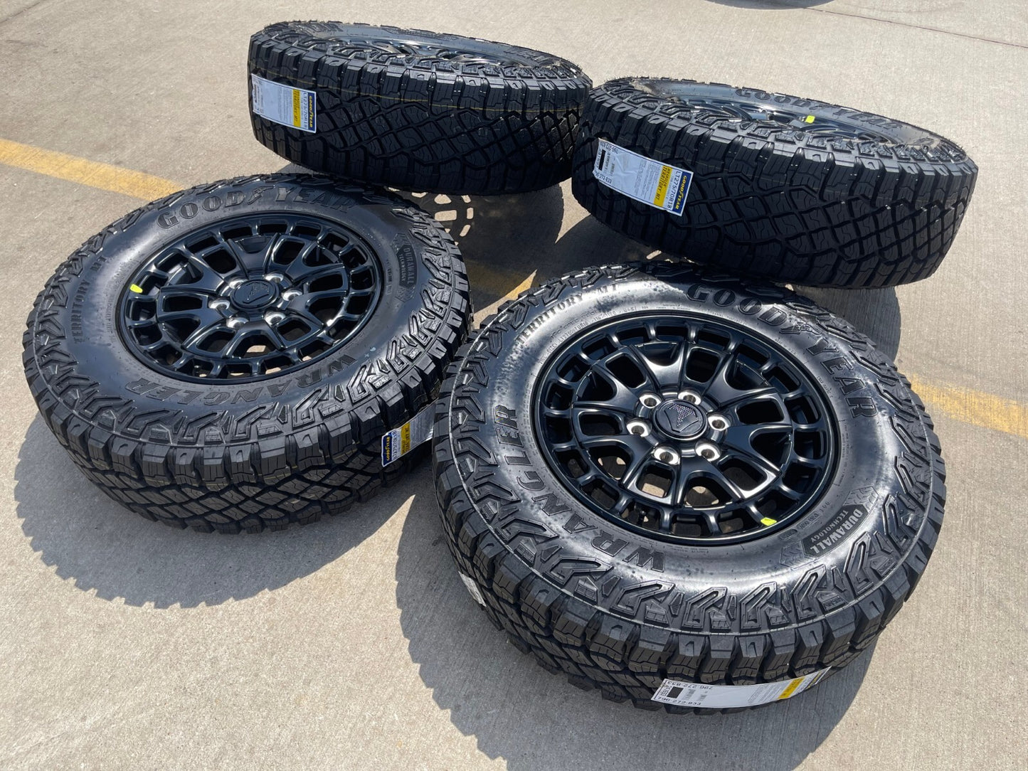 18" Toyota Tundra TSS T FORCE TRD OEM black wheels rims Sequoia 2024 2025 NEW