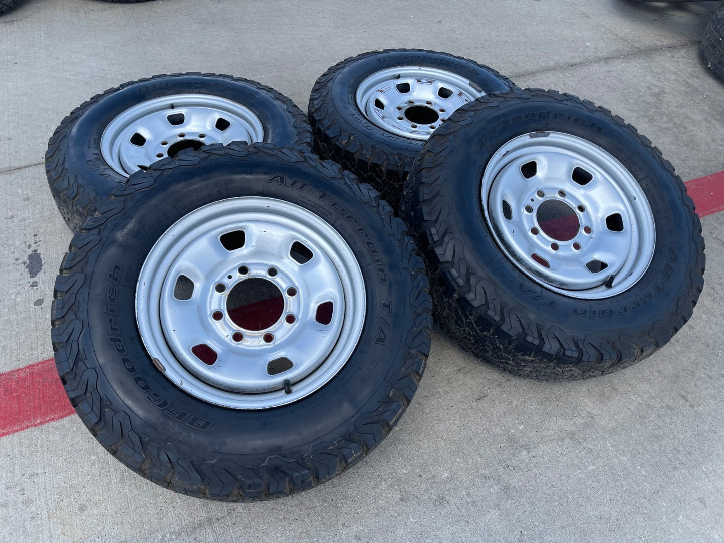17" Ram 2500 3500 Laramie Power Wagon OEM 2497 wheels rims BFG KO2 A/T