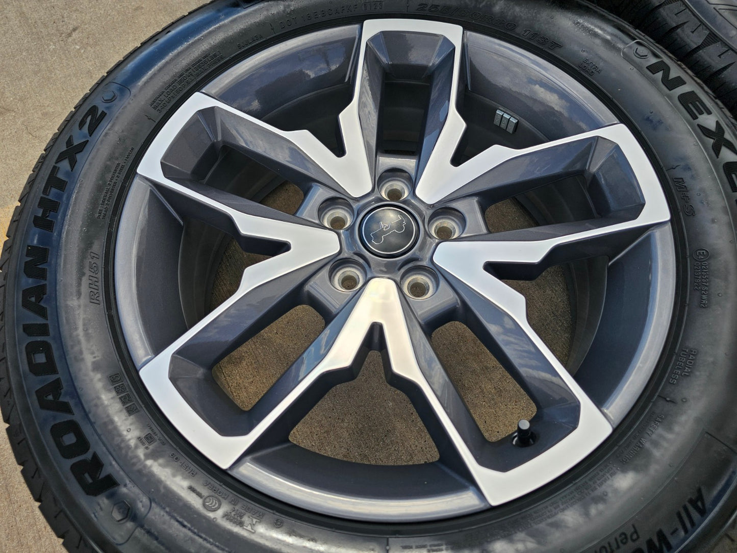 20" Jeep Wrangler Rubicon 4XE OEM 9333 wheels rims Gladiator 2024 2025 2026 NEW