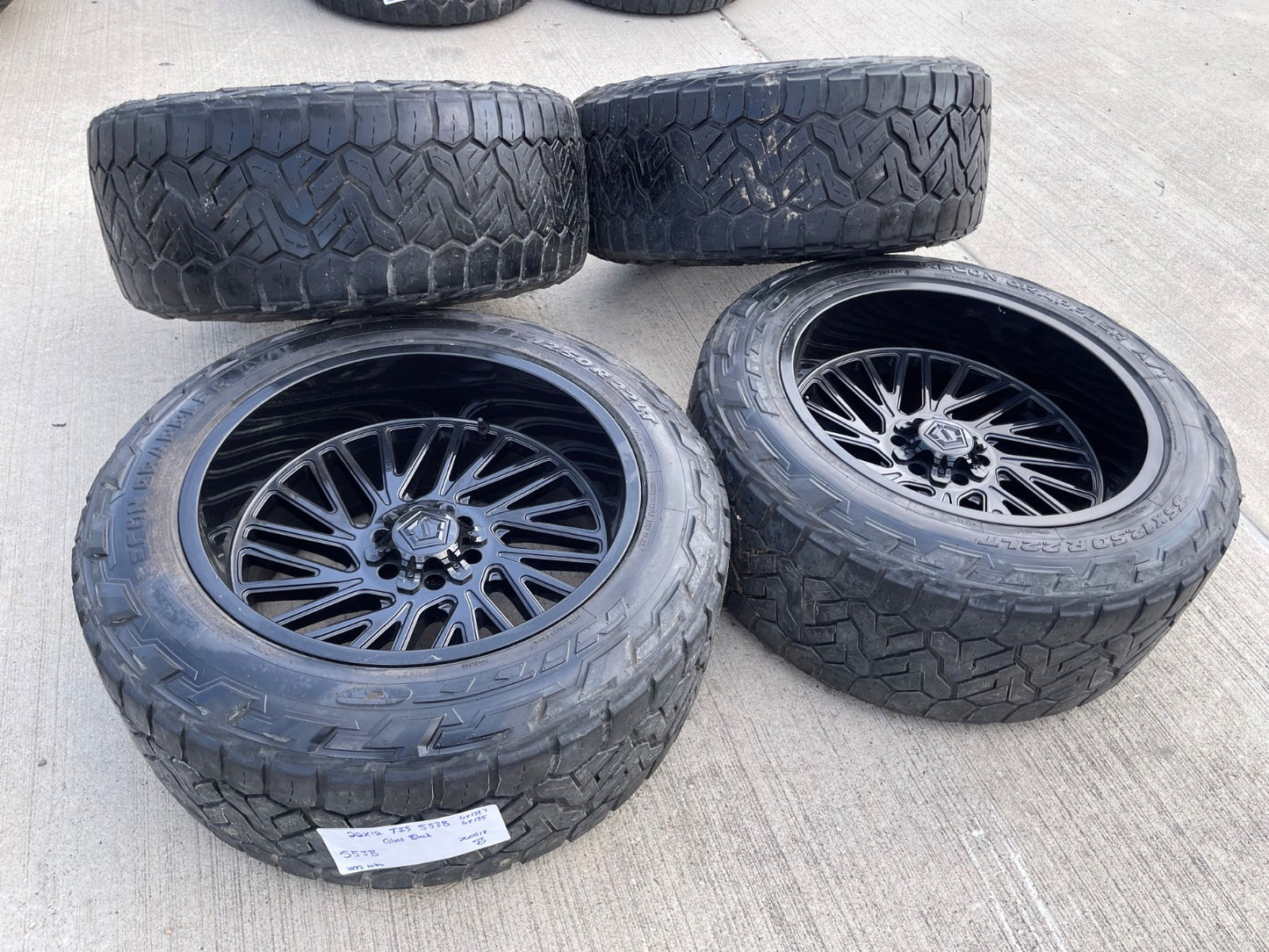 22x12 TIS 553B Chevy Silverado Ford F-150 RAM wheels rims 6x139 6x135