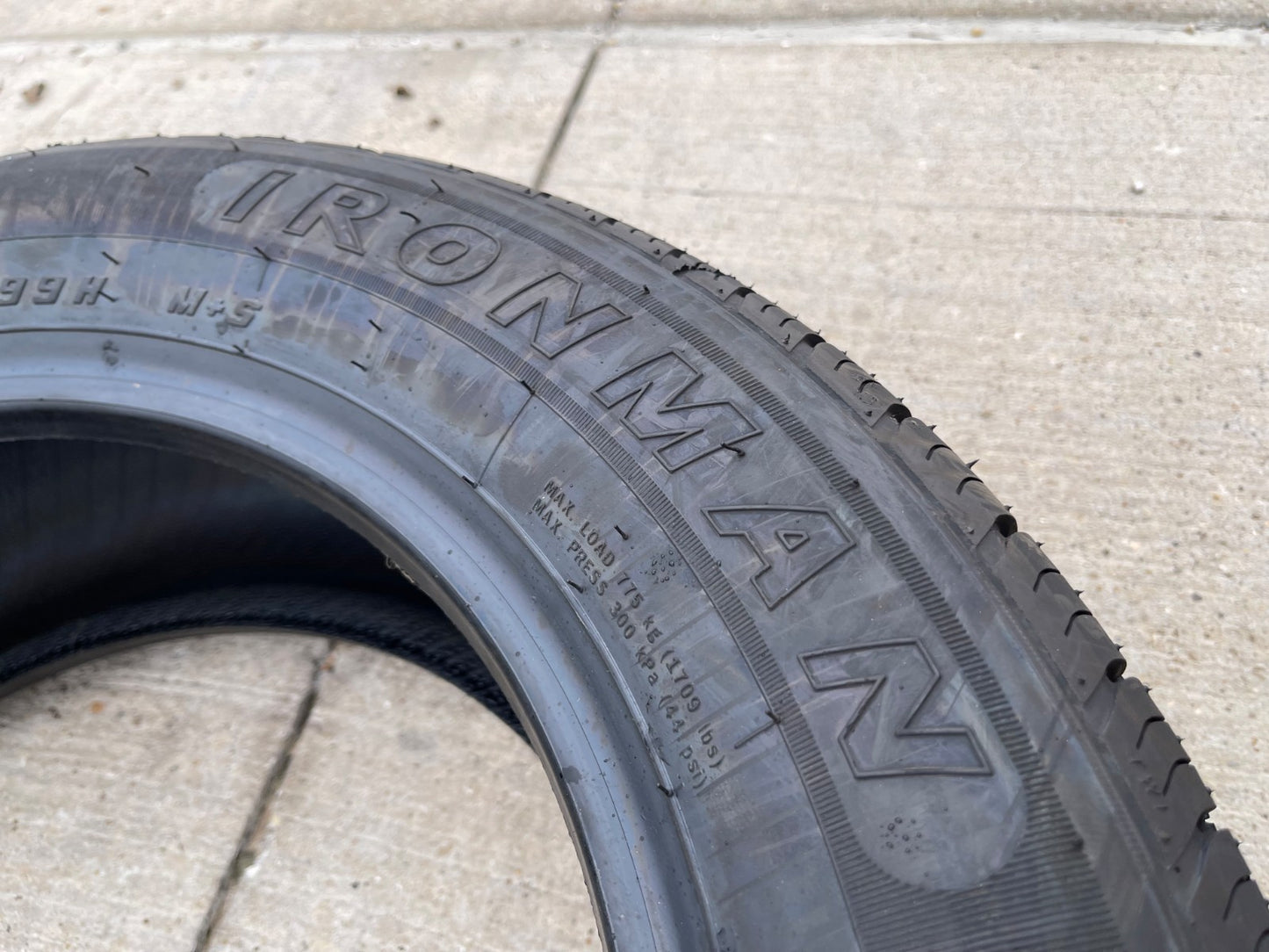 (1) 225/60/17 Ironman RB-12 tire 225/60R17 99H M+S NEW