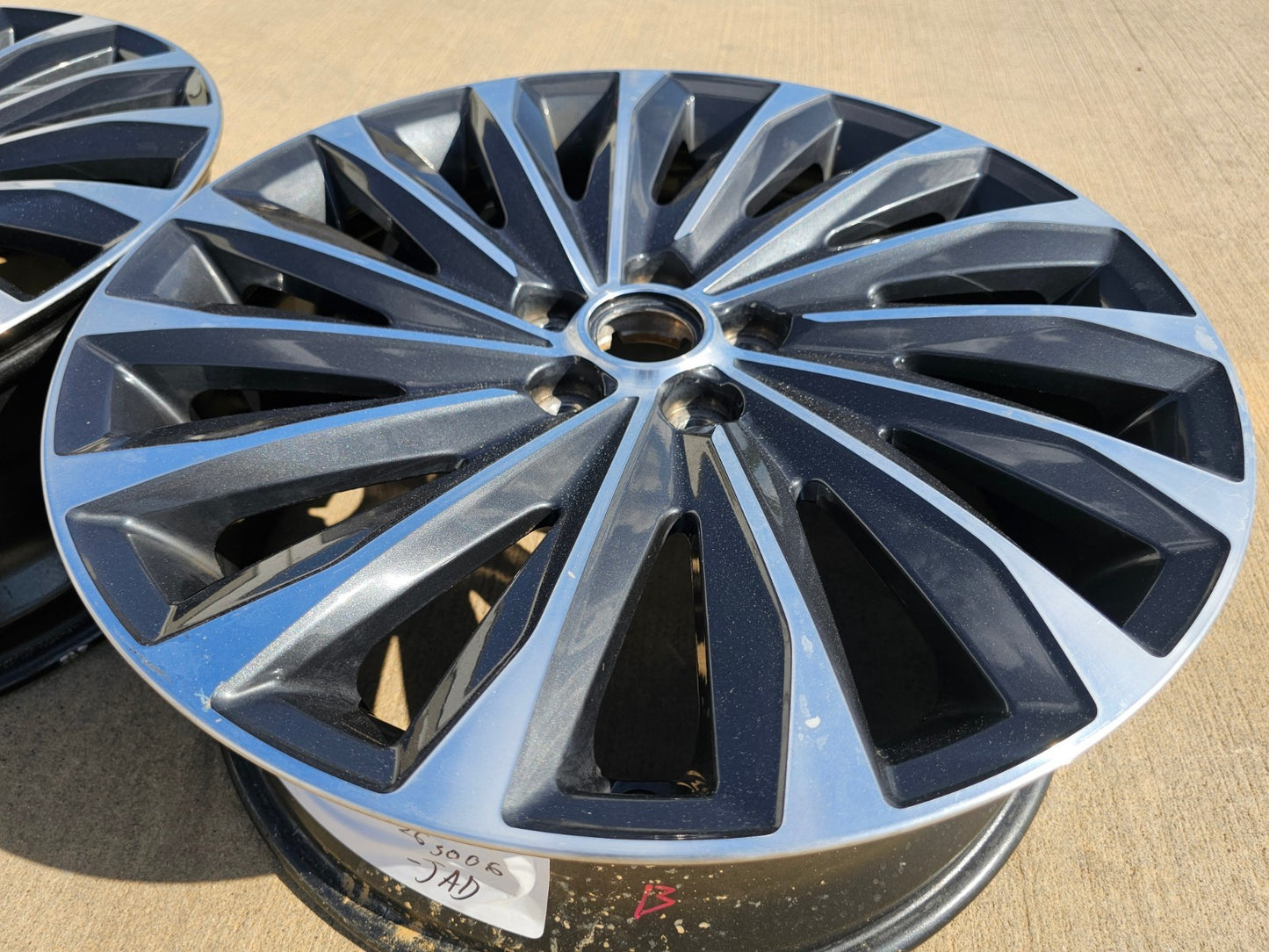 20" Hyundai Palisade Calligraphy OEM 71048 wheel rim 2023 2024 2025 2026 2027