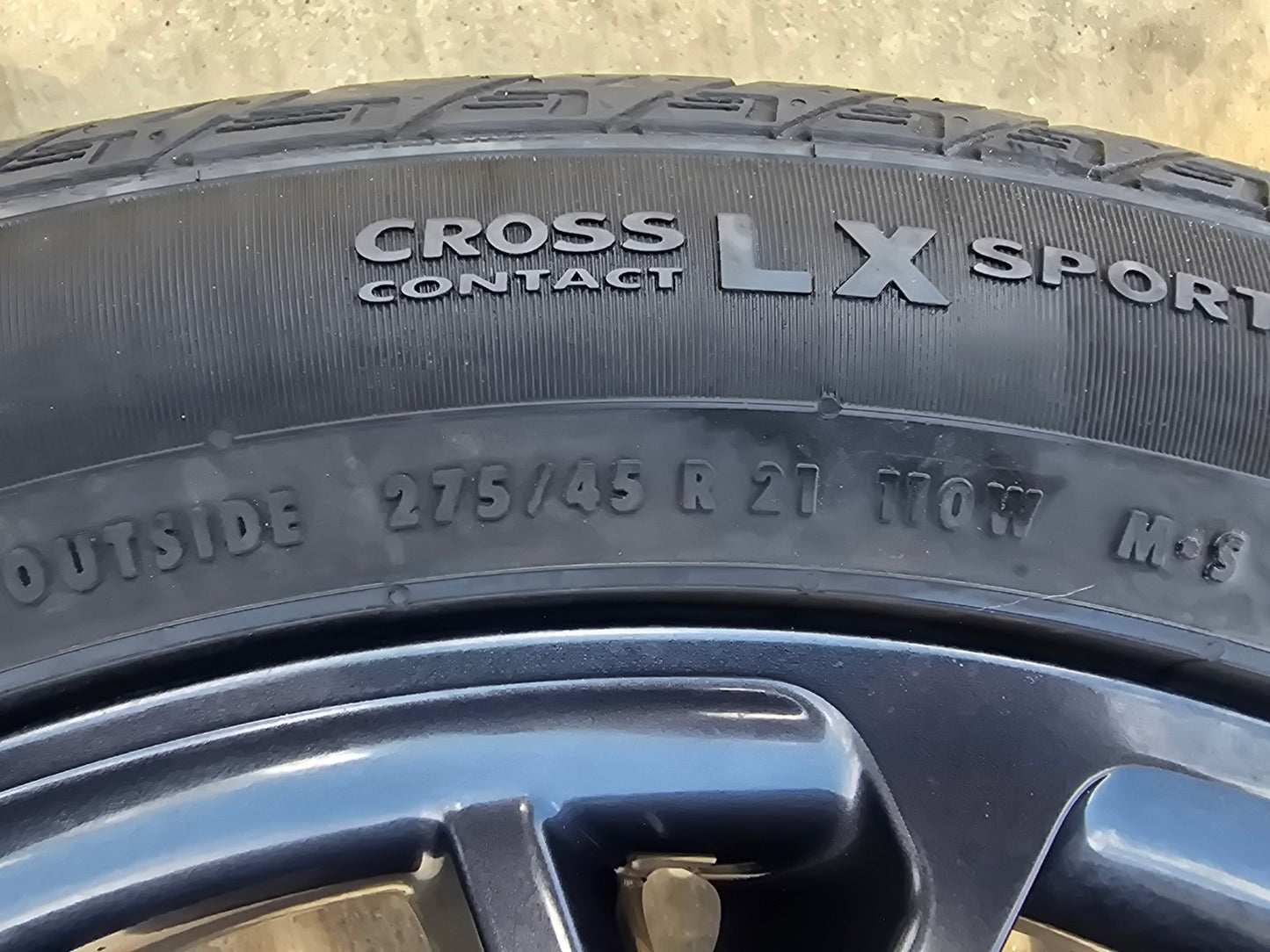 21" Jeep Grand Cherokee L OEM wheels rims 9291 Durango tires CONTINENTAL