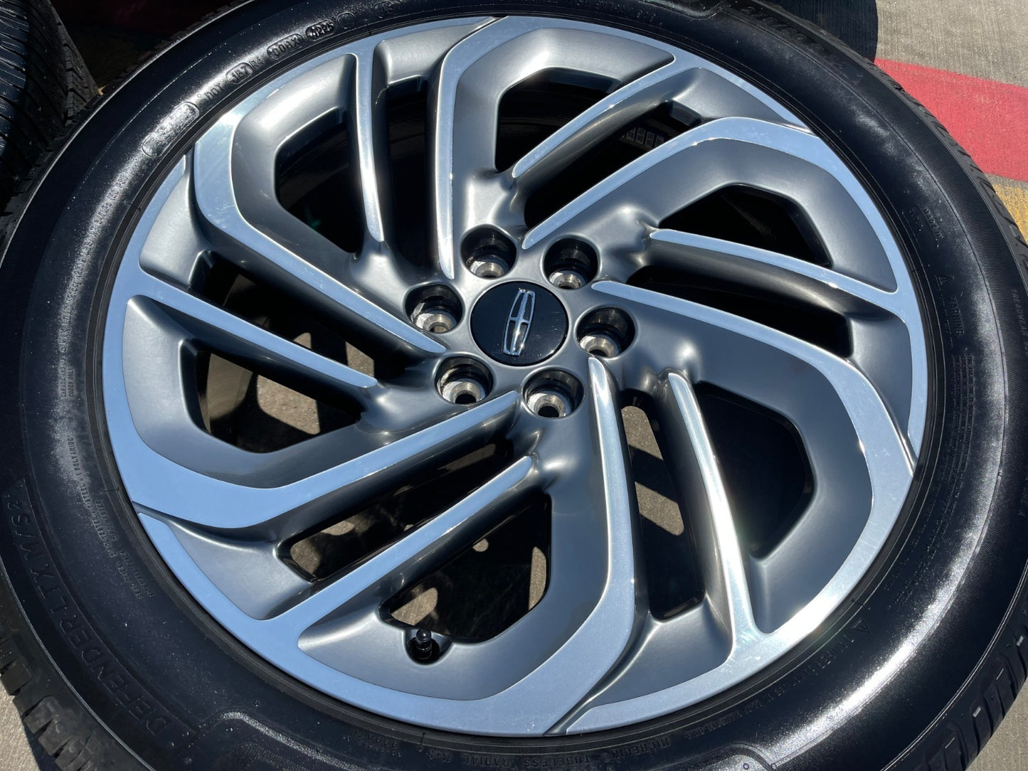 22" Lincoln Navigator OEM 94225 rims wheels BLACK LABEL 2026 2027 SET MICHELIN