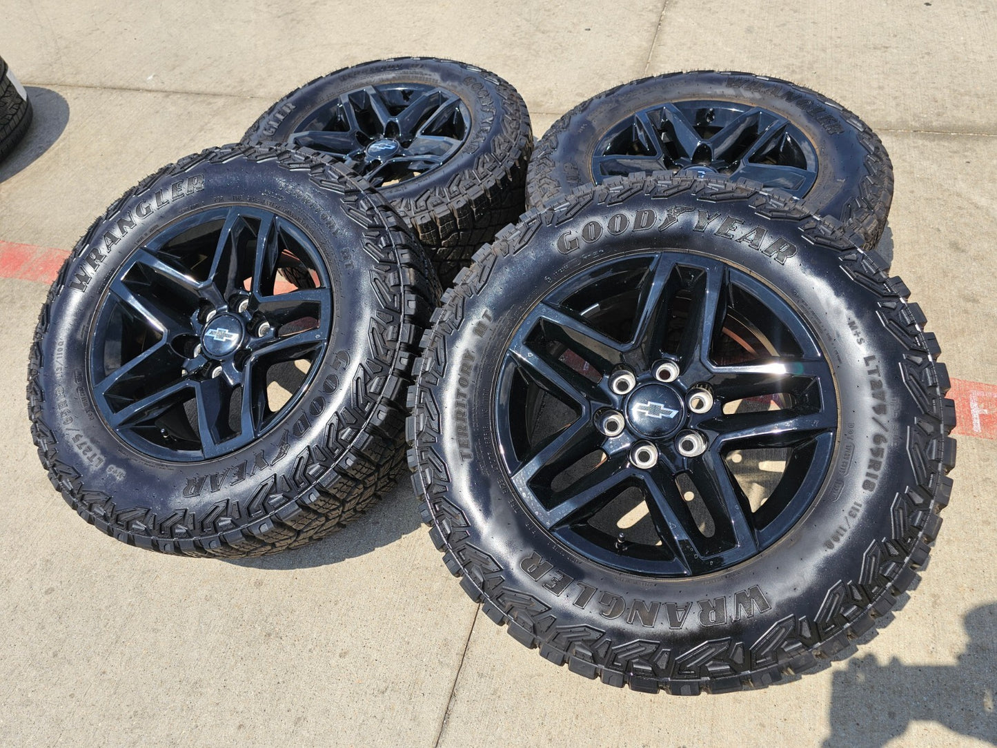 18" Chevy Silverado Tahoe Z71 ZR2 OEM 5911 wheels rims 2023 2024 2025 2026