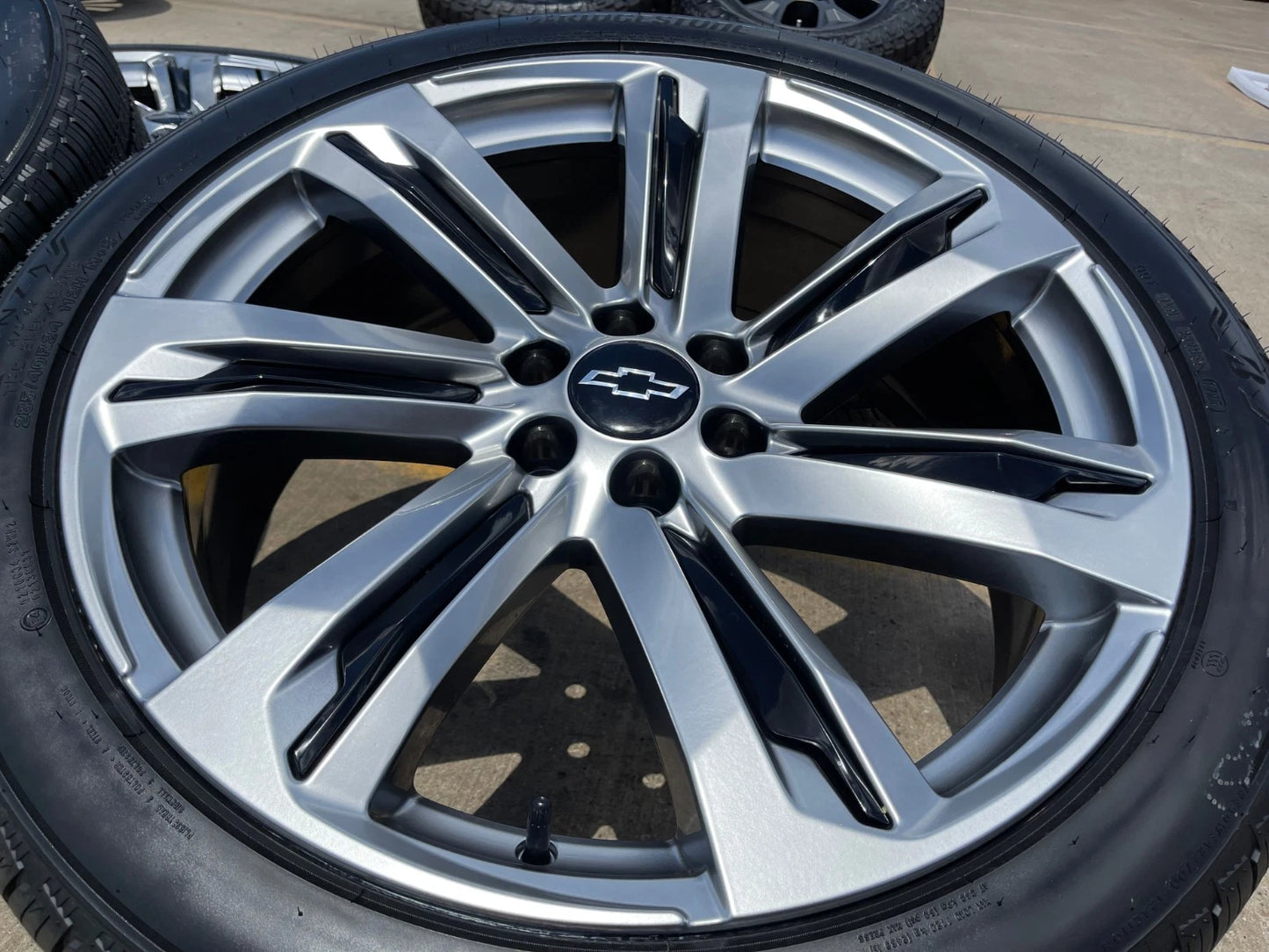 24" Chevy Tahoe Silverado OEM wheels rims tires Escalade 2023 2024 2025 2026 NEW