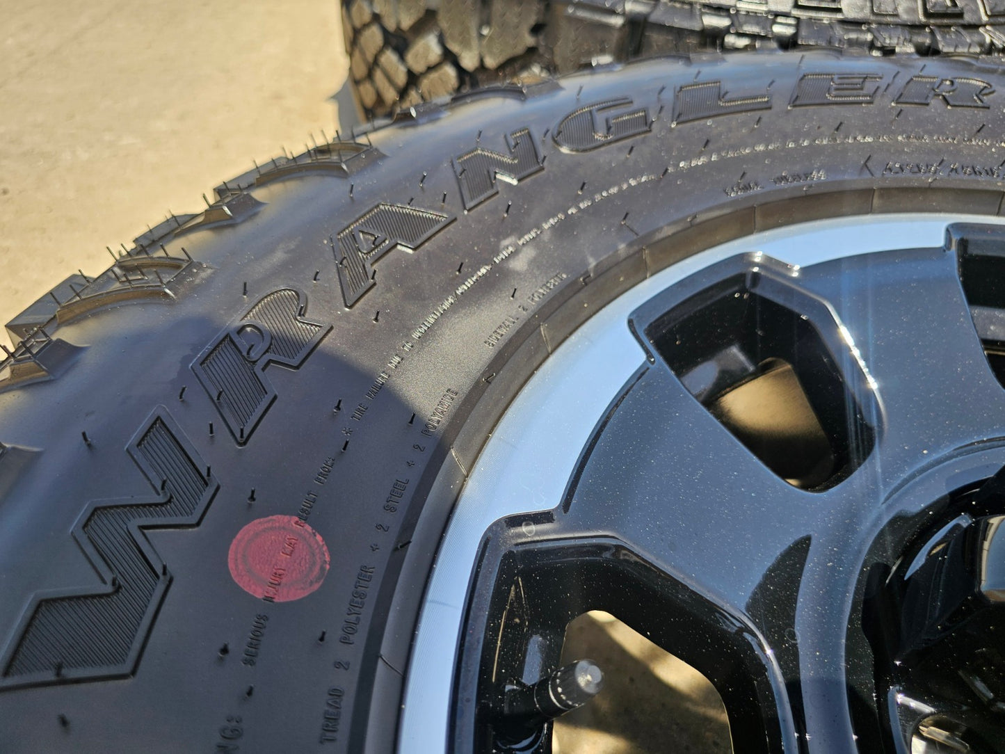 18" Ford F-250 F-350 OEM TREMOR rims wheels 10482 tires SET DURATRAC R/T 35" NEW