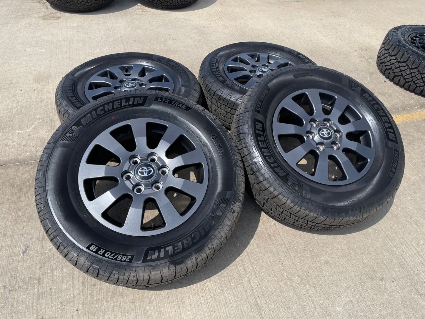18" Toyota Land Cruiser OEM TRD wheels rims 95952 75304 Tundra Sequoia NEW