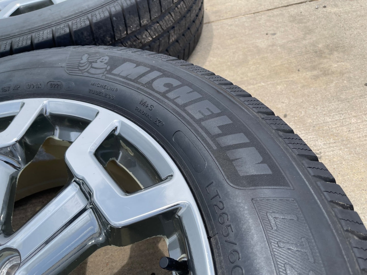 20" Nissan Titan XD OEM 62789 wheels rims tires CHROME MICHELIN