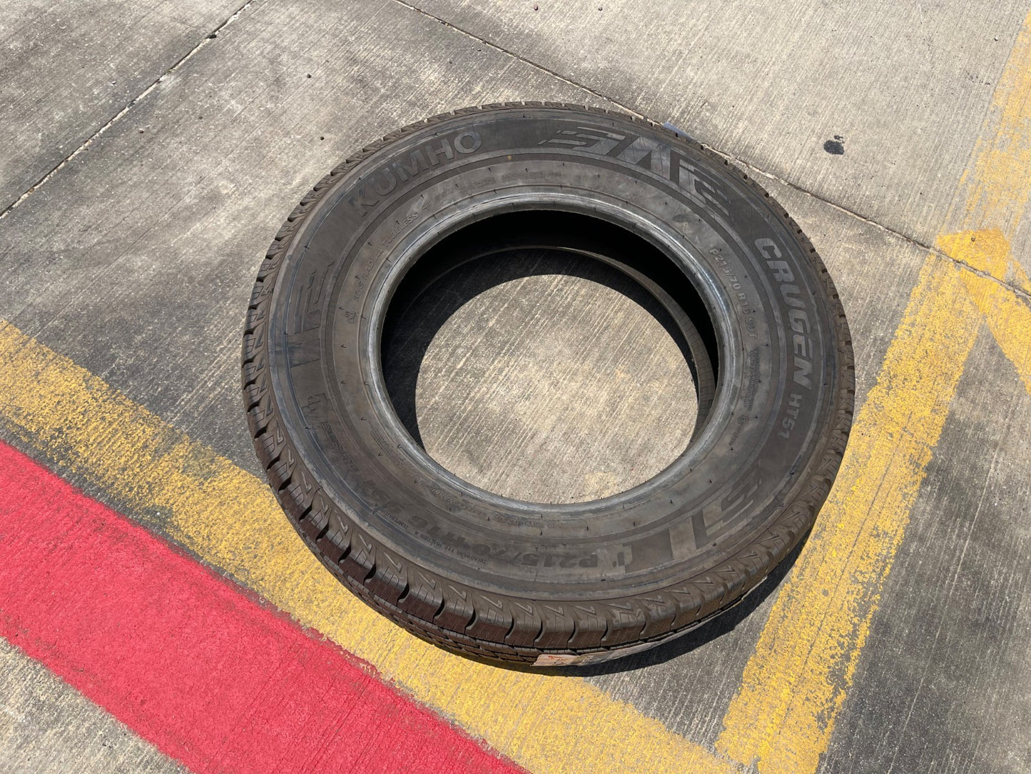 (1) 215/70/16 Kuhmo Crugen H/T51 HT51 tire 99T P215/70R16 NEW