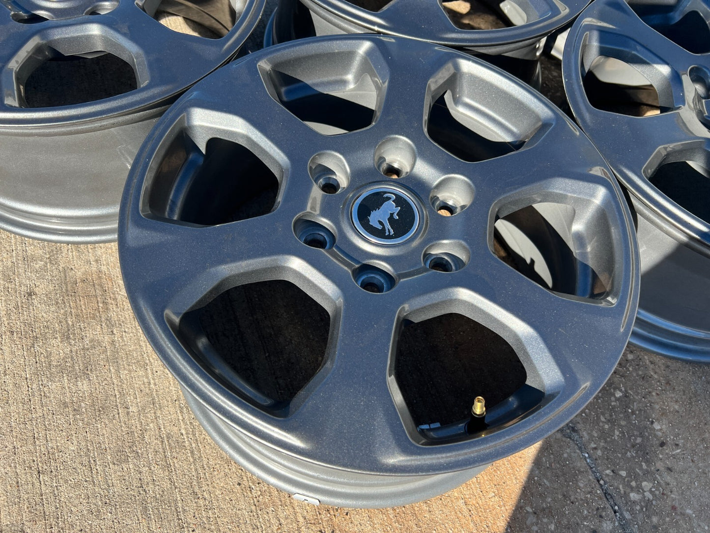 (5) 17" Ford Bronco 2023 2024 2025 2026 wheels rims 10384 OEM Ranger GRAY NEW
