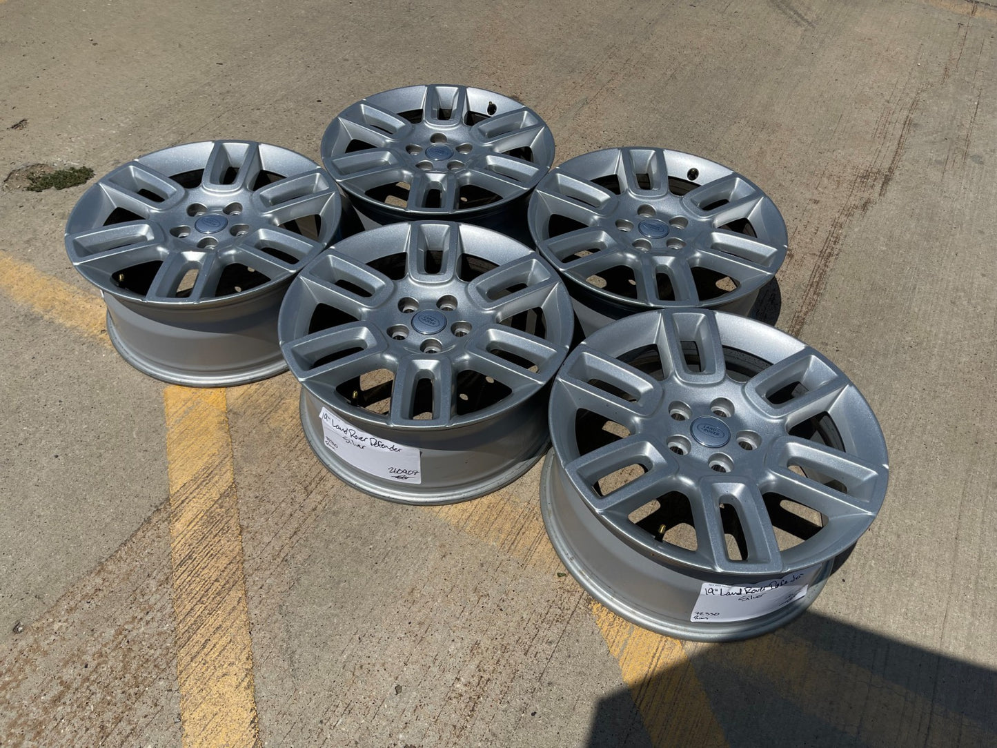 (5) 19" Land Rover DEFENDER Range Rover OEM 72350 wheels rims 2024 2025 2026 NEW