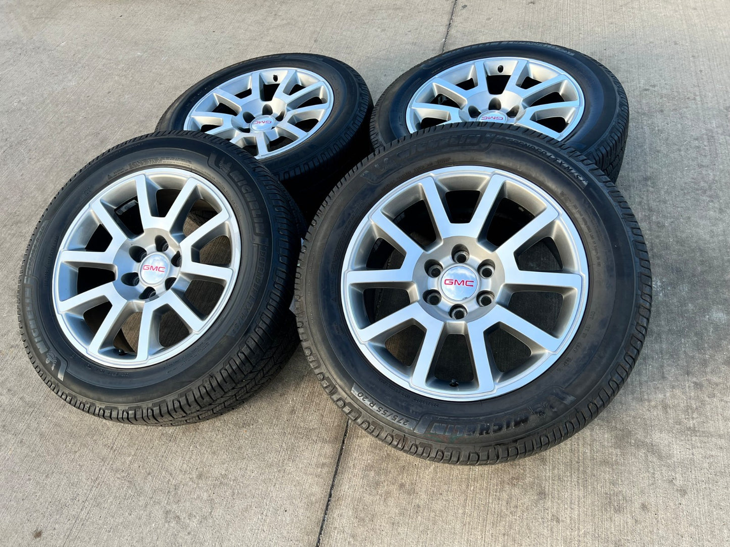 20" GMC Sierra Yukon DENALI OEM wheels rims 5699 5644 MICHELIN DEFENDER LTX M/S2