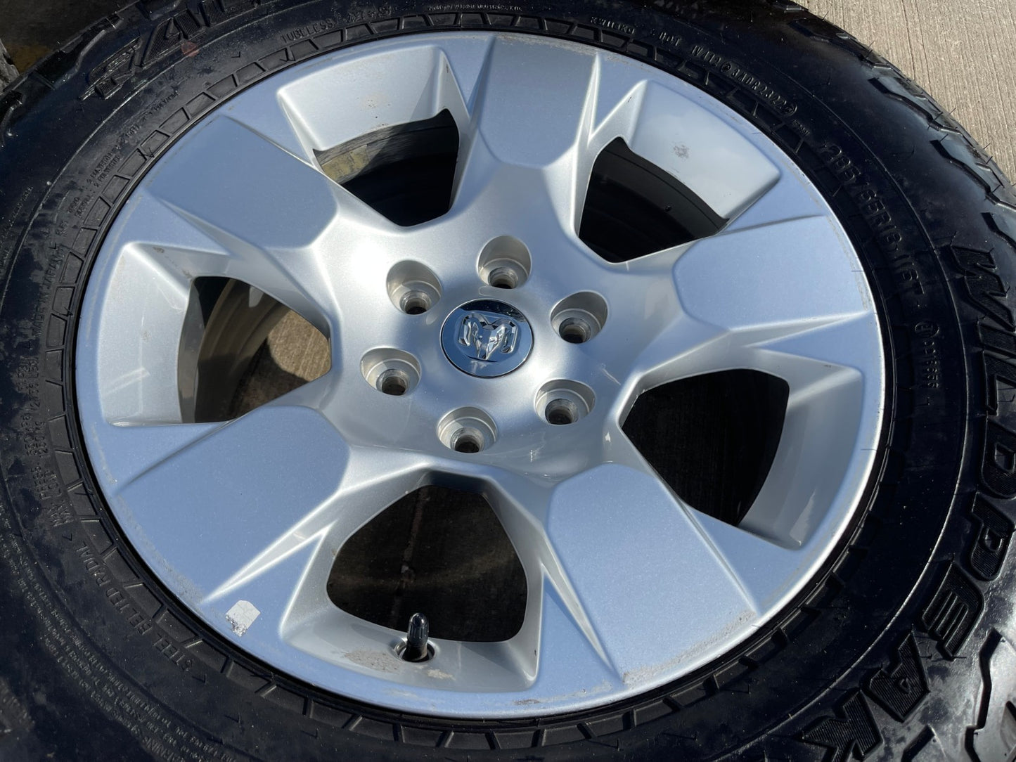 18" Ram 1500 OEM 2669 wheels rims 2021 2022 2023 2024 2025 2026 FALKEN