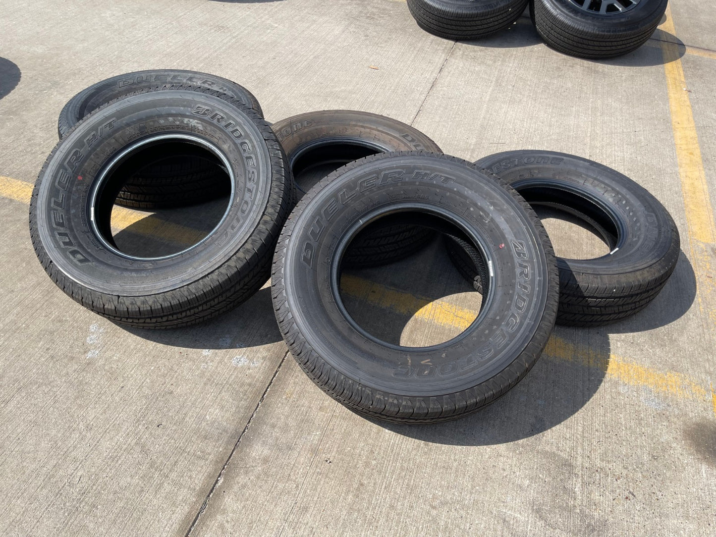 (5) 255/70/16 Bridgestone Dueler H/T tires Jeep Wrangler Bronco Colorado NEW